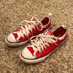 USA THEMED LOW CONVERSE SHOES
